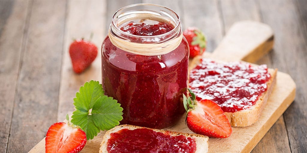 low-carb strawberry jam