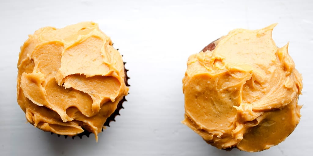 keto peanut butter frosting on cupcakes