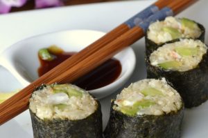 keto sushi- carbs in cucumbers