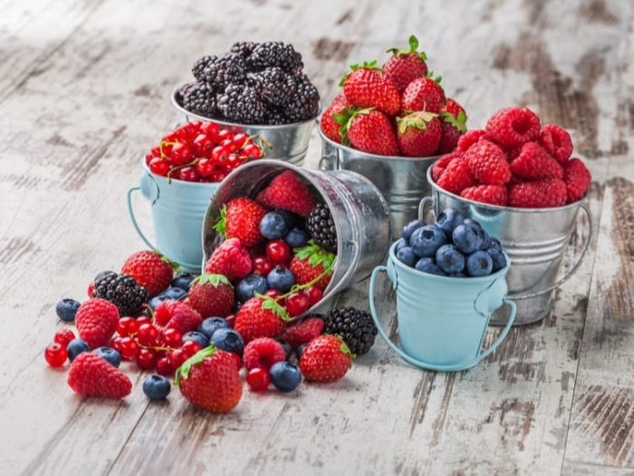 berries on keto