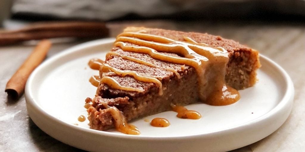 cinnamon bun cake