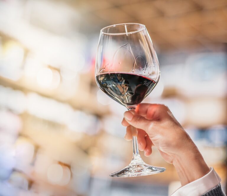 How Many Carbs Are in Red Wine? Keto Nutrition